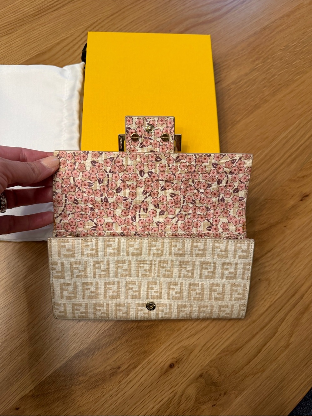 Fendi Beige FF Logo Continental Wallet with Gold Buckle Accent - Picture 5 of 15